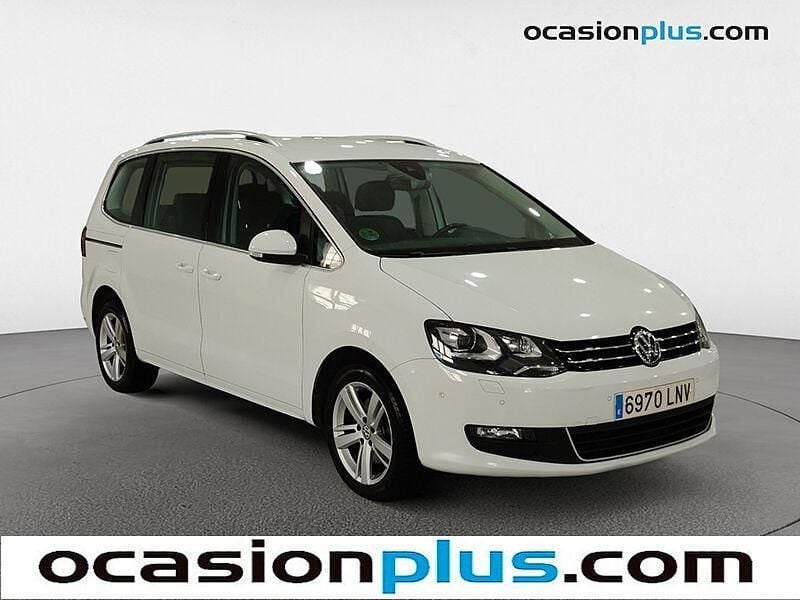 Usado VW Sharan Advance 150 CV (110 kW) 2021 Blanco Monovolumen