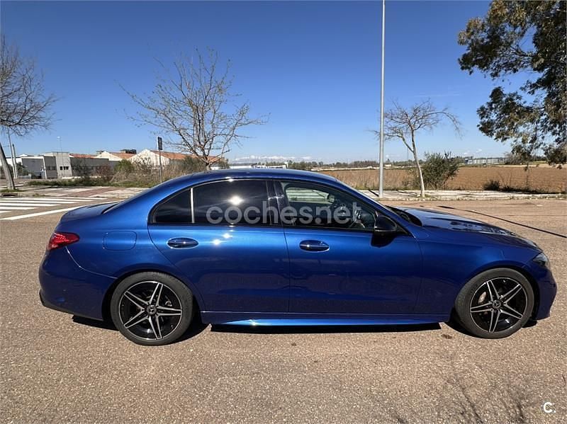 Usado Mercedes C200 184 CV (135 kW) 2022 Azul Berlina