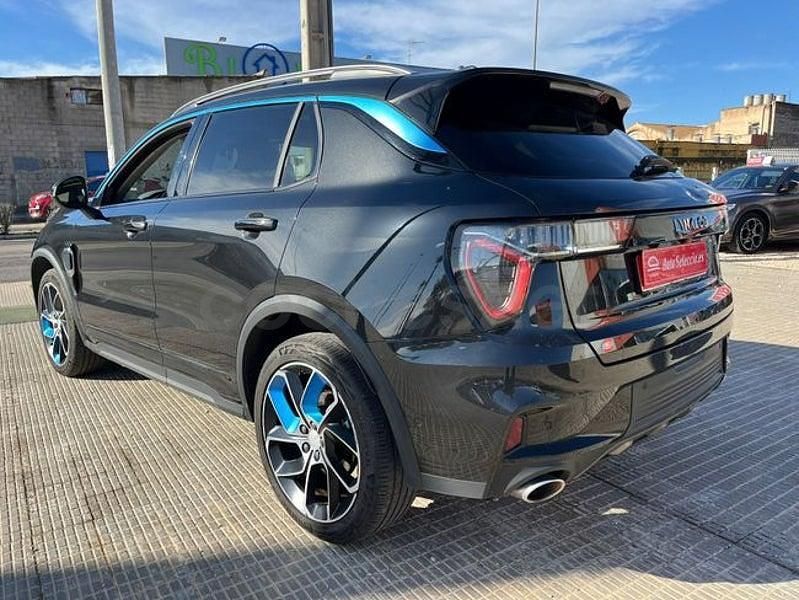 Usado Lynk & Co 01 261 CV (191 kW) 2022 Negro SUV