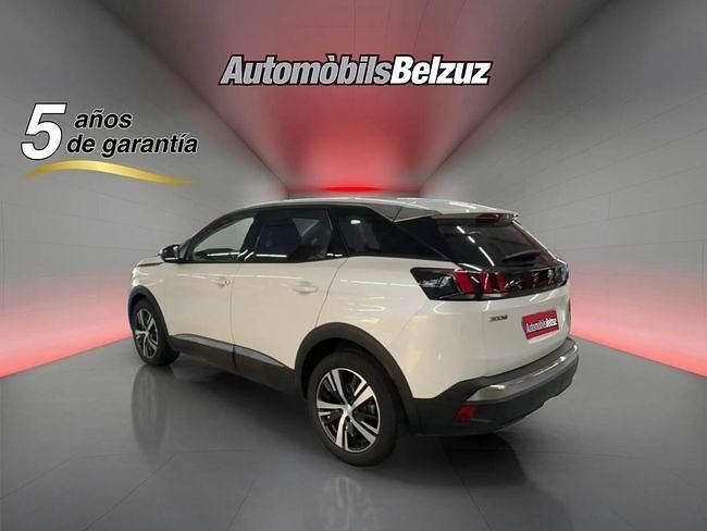 Usado Peugeot 3008 Allure 131 CV (96 kW) 2019 Blanco SUV