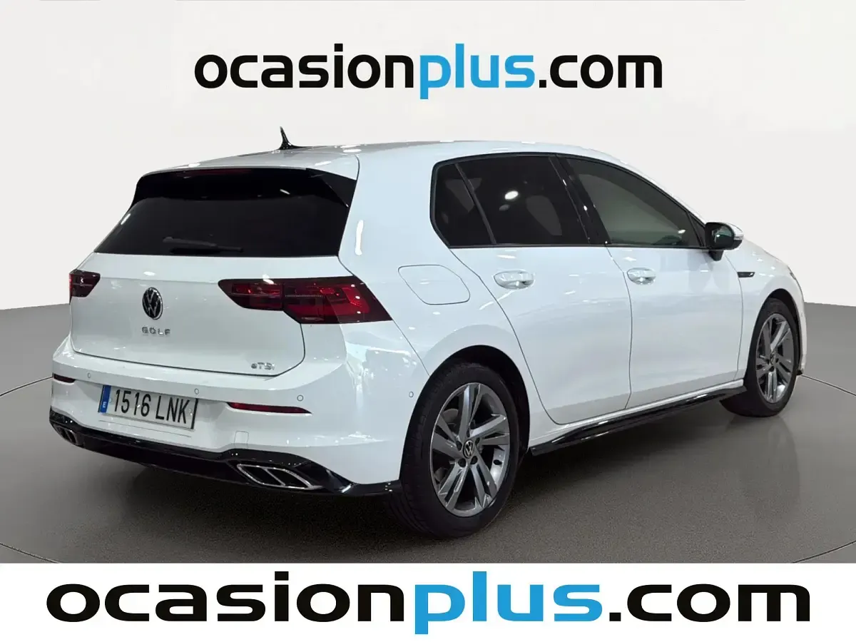 Usado VW Golf VII R-line 150 CV (110 kW) 2021 Blanco Utilitario