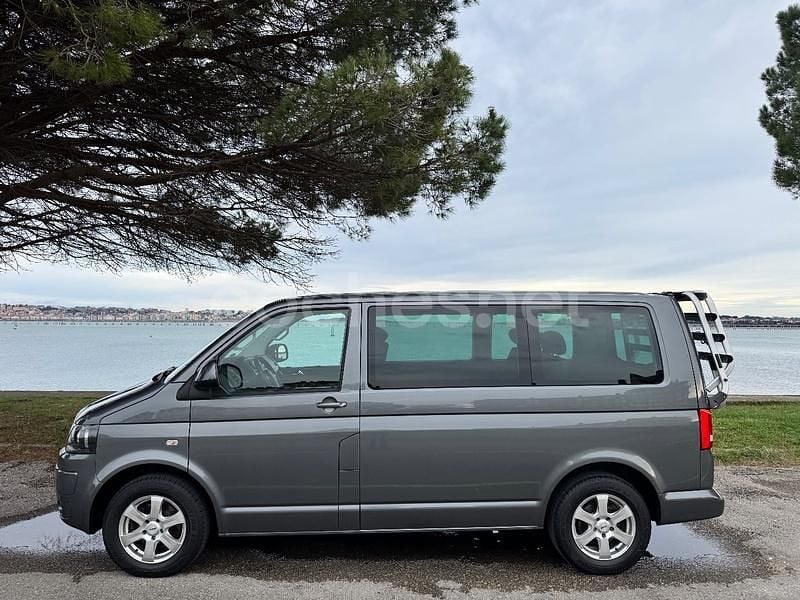 Usado VW Multivan Comfortline 140 CV (102 kW) 2012 Gris / plata Van