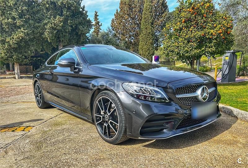 Usado Mercedes C200 184 CV (135 kW) 2019 Gris / plata Coupe