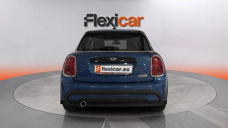 Usado Mini Cooper 136 CV (100 kW) 2023 Azul Utilitario