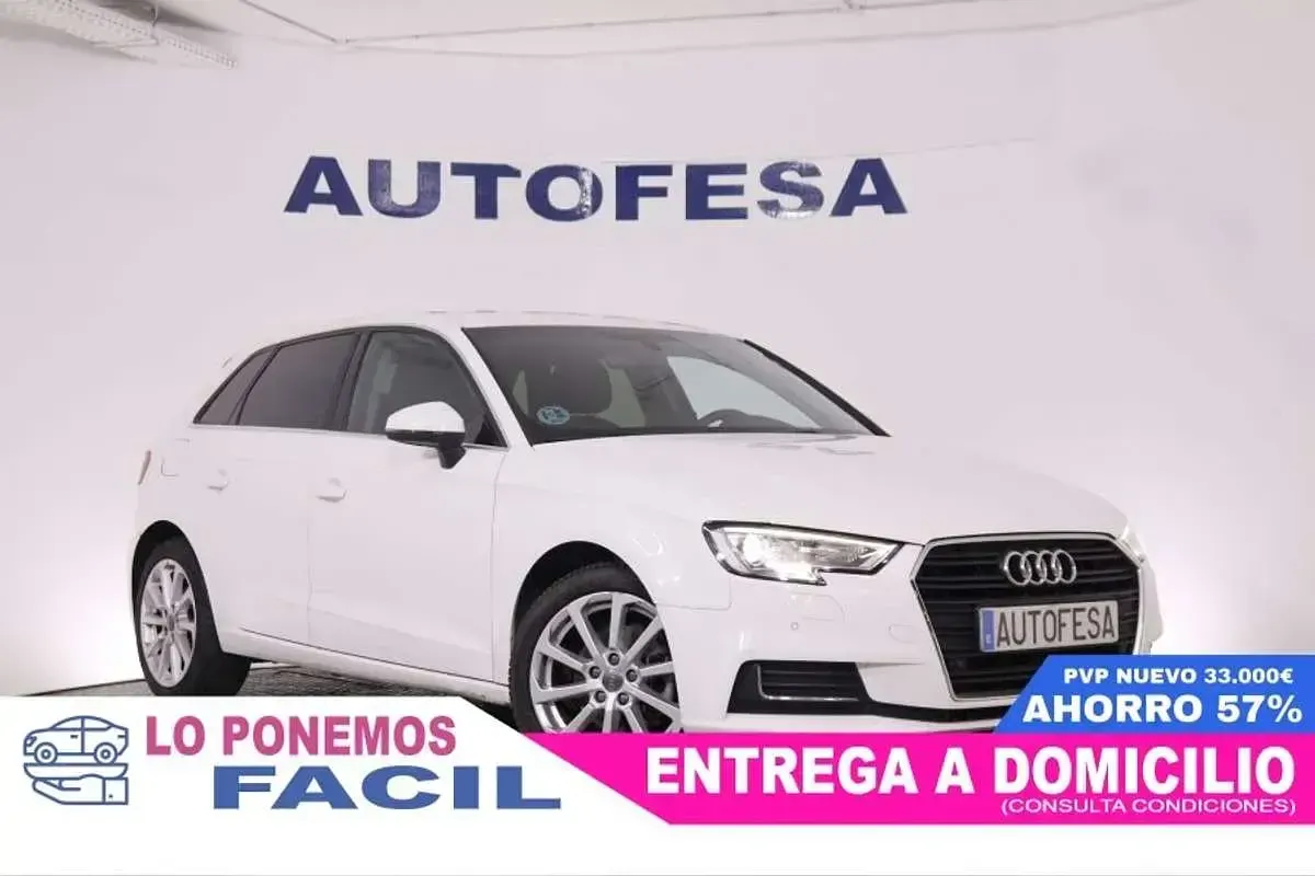 Usado Audi A3 Sportback Attraction 110 CV (80 kW) 2017 Blanco Utilitario