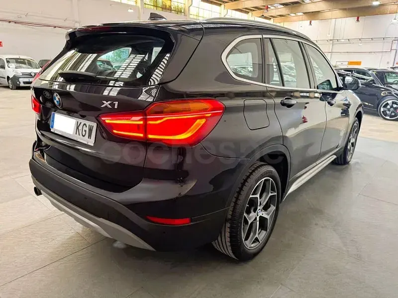 Usado BMW X1 150 CV (110 kW) 2018 Negro SUV