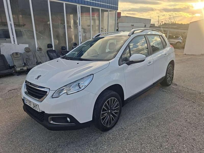 Usado Peugeot 2008 Access 82 CV (60 kW) 2015 Blanco SUV
