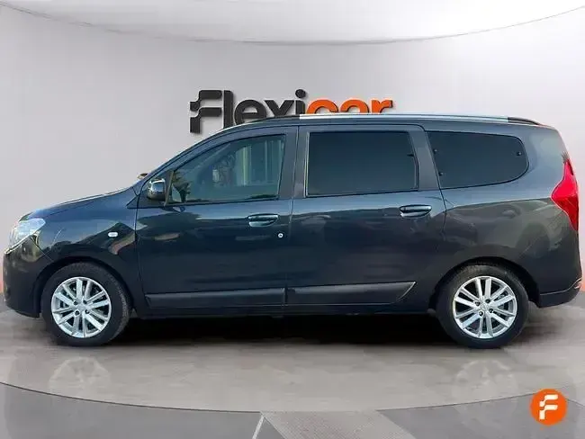 Usado Dacia Lodgy Lauréate 115 CV (84 kW) 2017 Gris Monovolumen