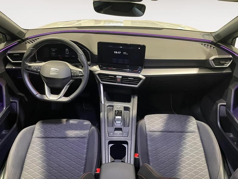 Usado Seat Leon FR 150 CV (110 kW) 2024 Blanco