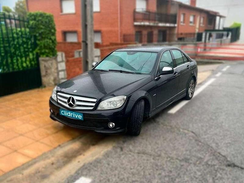 Usado Mercedes C220 Avantgarde 170 CV (125 kW) 2008 Negro Berlina