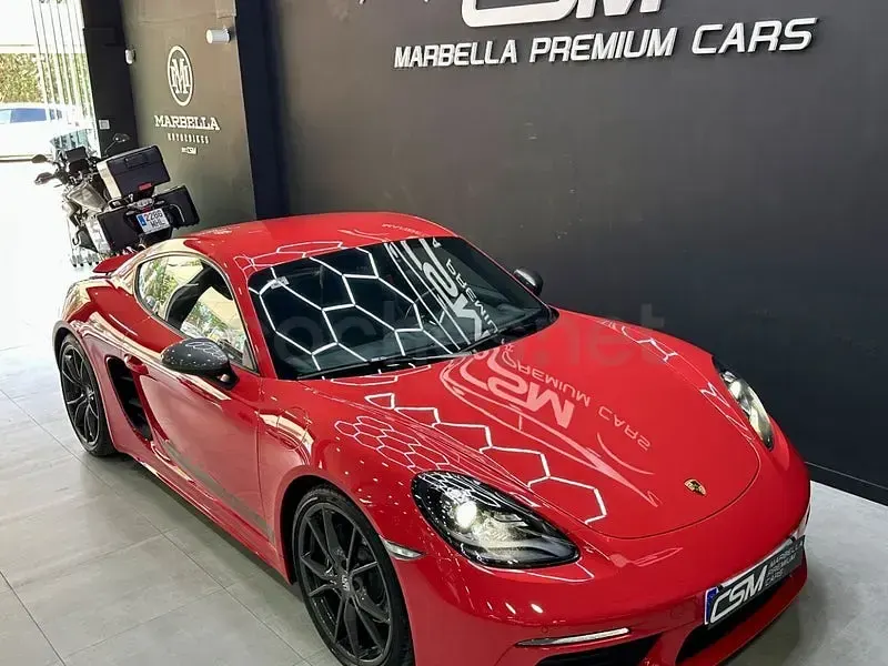 Usado Porsche 718 Cayman T 300 CV (220 kW) 2019 Rojo Coupe