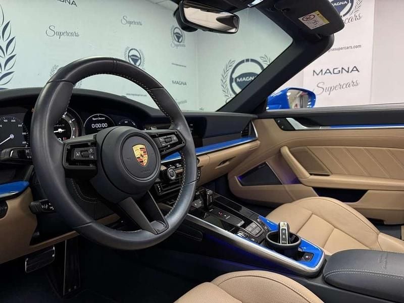 Usado Porsche 992 650 CV (478 kW) 2023 Azul Descapotable