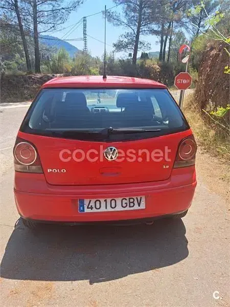 Usado VW Polo Edition 80 CV (58 kW) 2008 Rojo Utilitario