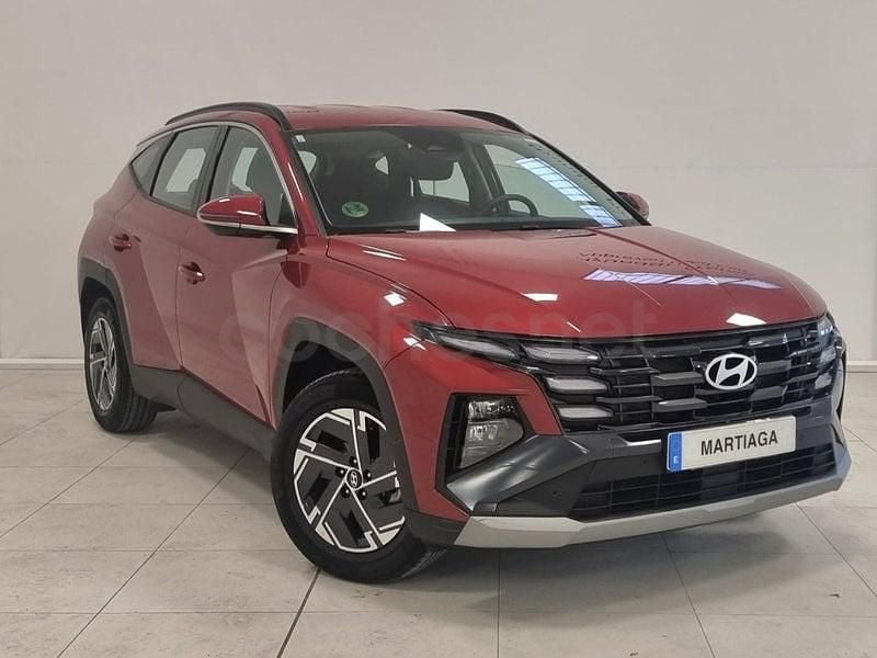 Usado Hyundai Tucson 160 CV (117 kW) 2025 Granate SUV