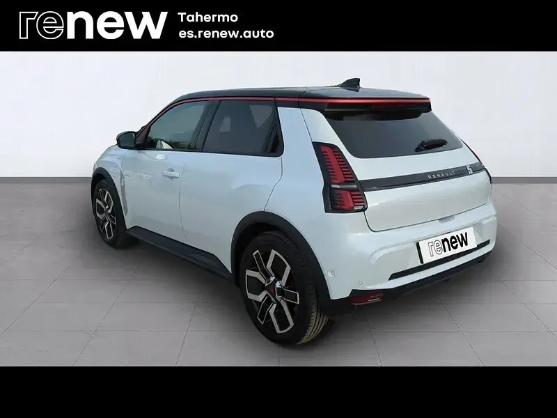 Usado Renault R5 Techno 88 kW (120 CV) 2025 Blanco Utilitario