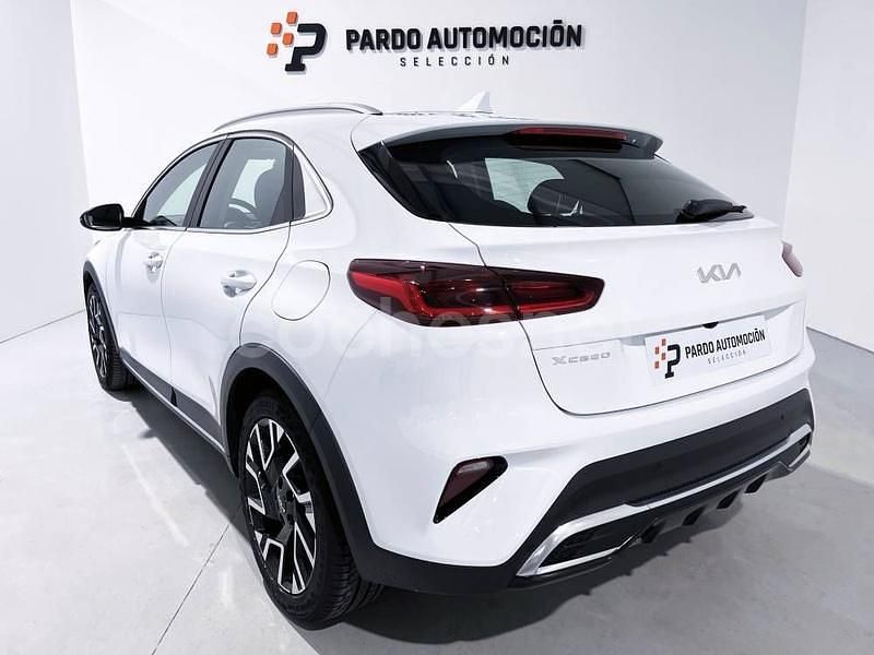Usado Kia XCeed 100 CV (73 kW) 2024 Blanco SUV
