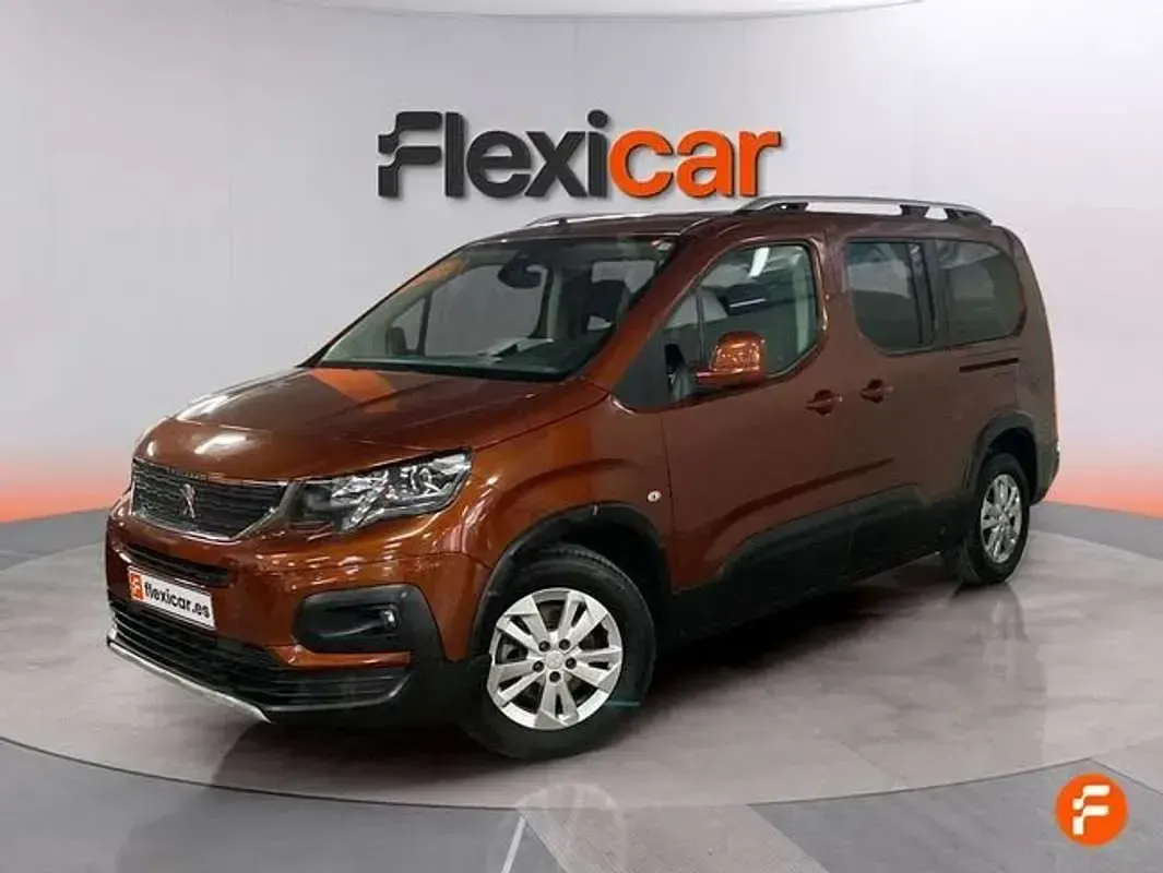 Usado Peugeot Rifter Allure 110 CV (80 kW) 2020 Marrón Monovolumen