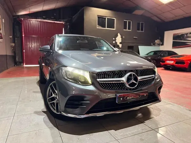 Usado Mercedes GLC220 170 CV (125 kW) 2017 Gris / plata Coupe