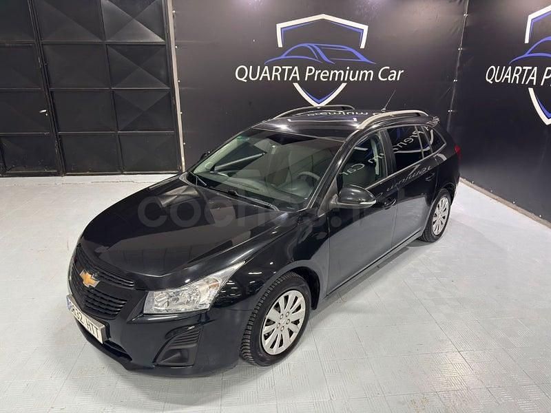 Usado Chevrolet Cruze LT 124 CV (91 kW) 2011 Negro Berlina