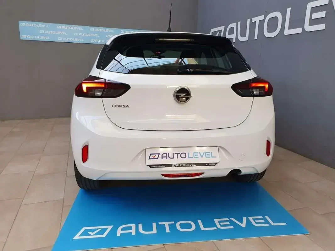Usado Opel Corsa Edition 102 CV (75 kW) 2022 Blanco Utilitario