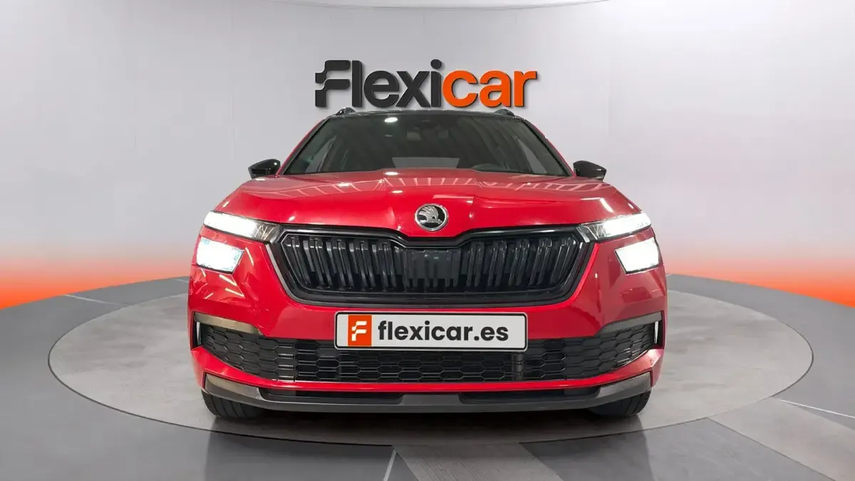 Usado Skoda Kamiq 110 CV (80 kW) 2024 Rojo SUV