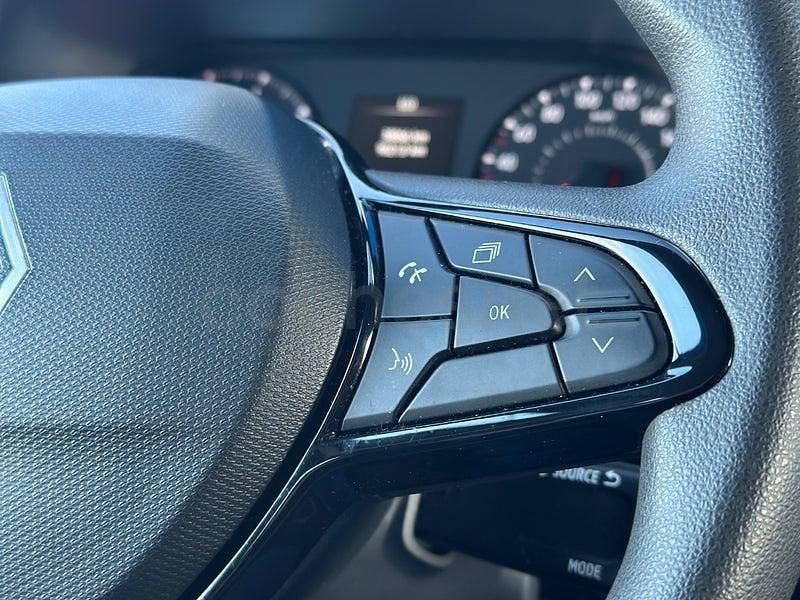 Usado Renault Trafic Equilibre 110 CV (80 kW) 2025 Blanco Monovolumen