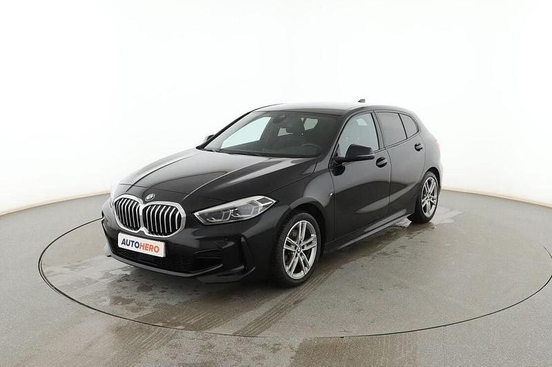 Usado BMW 118 M Sport 136 CV (100 kW) 2022 Negro Utilitario