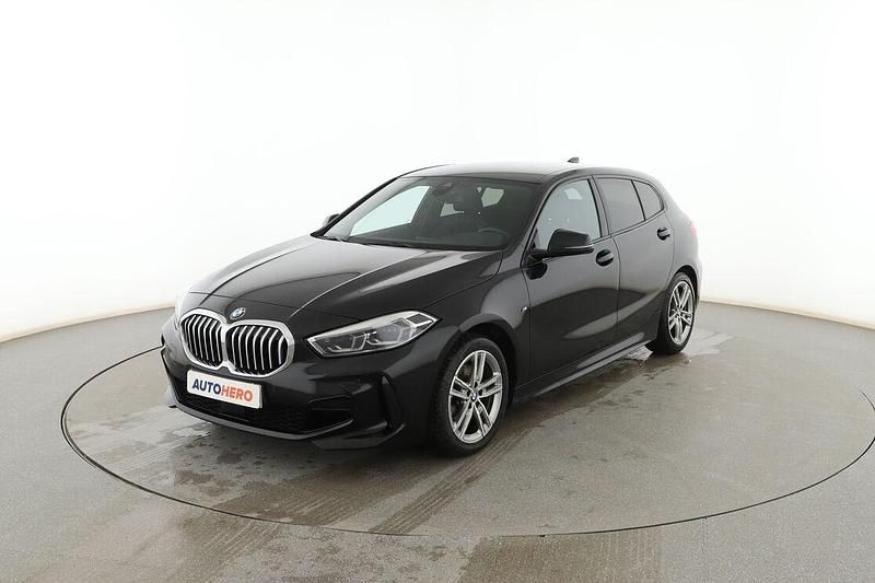 Usado BMW 118 M Sport 136 CV (100 kW) 2022 Negro Utilitario