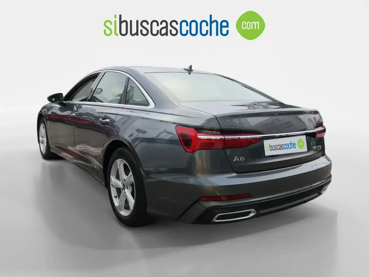 Usado Audi A6 340 CV (250 kW) 2022 Gris/plata Familiar