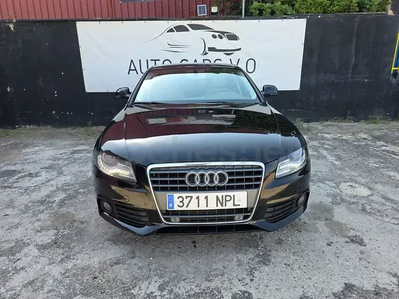 Usado Audi A4 180 CV (132 kW) 2009 Negro Berlina