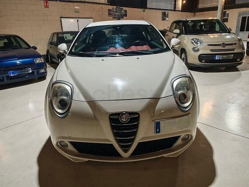 Usado Alfa Romeo MiTo Distinctive 85 CV (62 kW) 2013 Blanco Utilitario