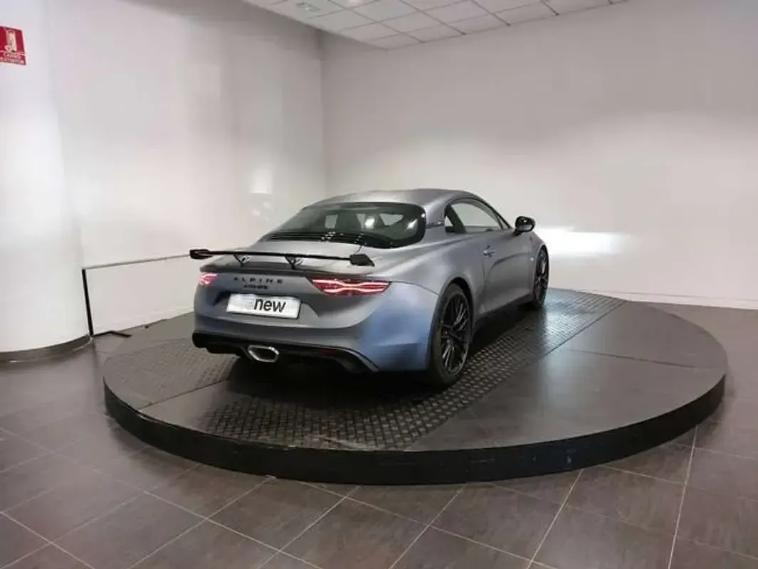 Usado Alpine A110 300 CV (220 kW) 2025 Gris / plata Coupe