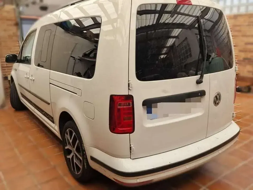 Usado VW Caddy 150 CV (110 kW) 2017 Blanco Monovolumen