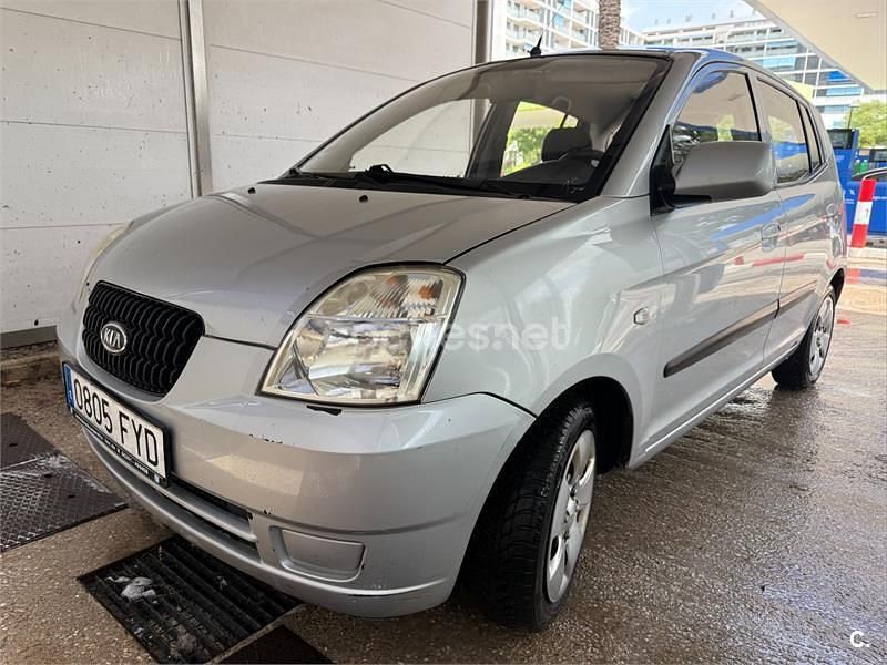 Gris / plata Usado 2008 Kia Picanto LX Utilitario | 2399 € (Buen precio) - Imagen 1/4
