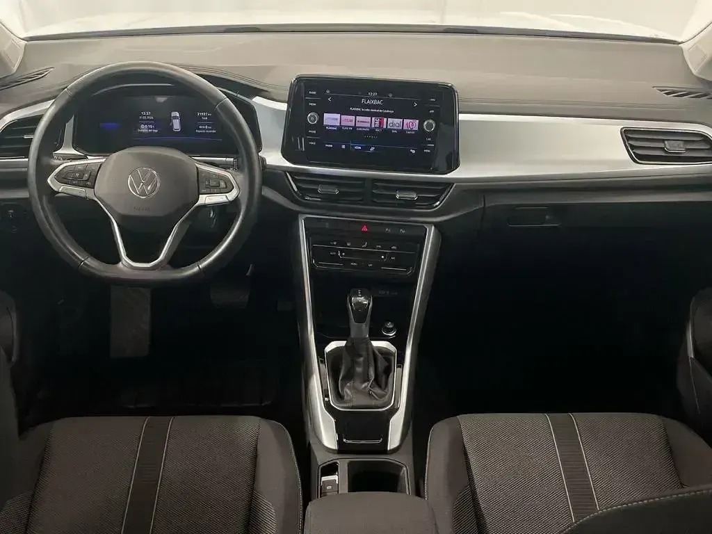 Usado VW T-Roc Life 150 CV (110 kW) 2024 Blanco SUV
