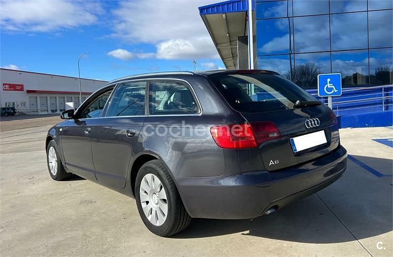 Usado Audi A6 140 CV (102 kW) 2007 Gris / plata Familiar