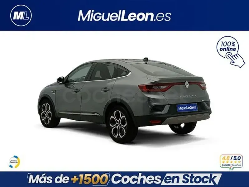 Usado Renault Arkana Techno 145 CV (106 kW) 2022 Gris / plata SUV