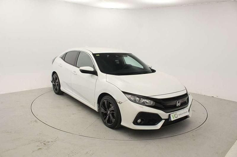 Usado Honda Civic Elegance 129 CV (94 kW) 2020 Blanco Utilitario