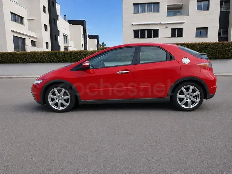 Usado Honda Civic Sport 140 CV (102 kW) 2008 Rojo Berlina