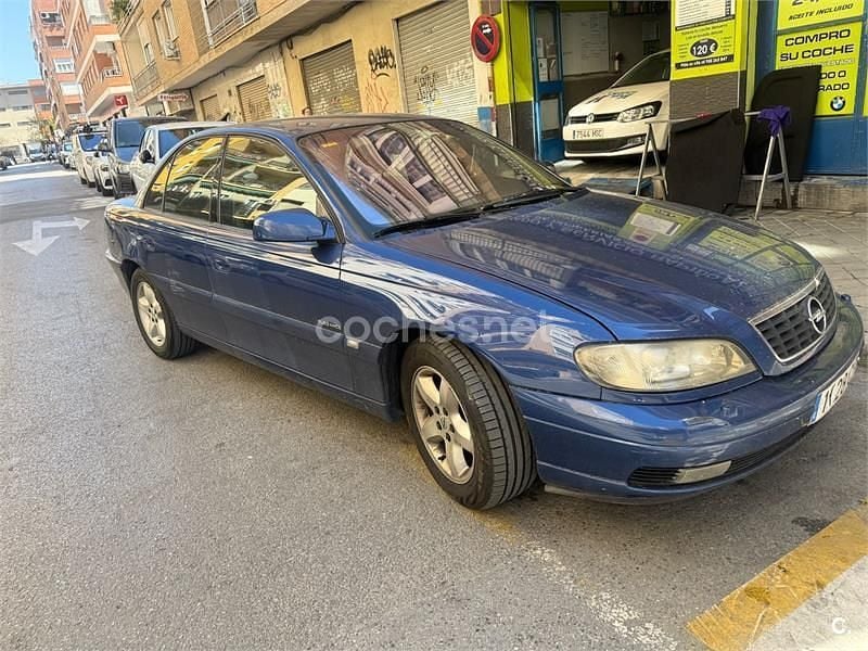 Brugt Opel Omega Elegance 150 HK (110 kW) 2003 Blå Stationcar