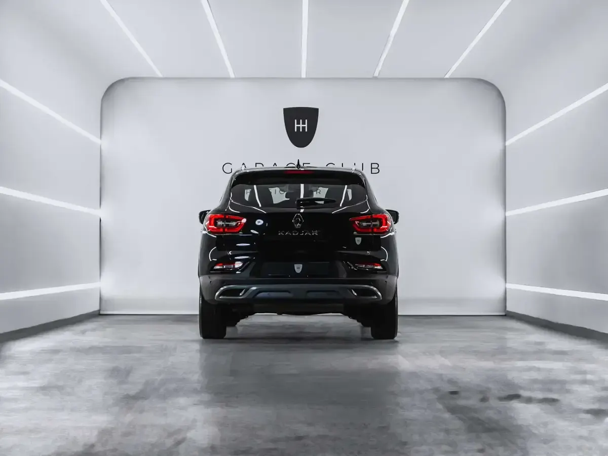 Usado Renault Kadjar Zen 140 CV (102 kW) 2020 Negro SUV