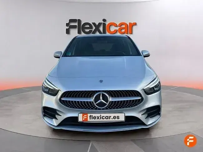 Usado Mercedes B200 150 CV (110 kW) 2021 Gris Monovolumen