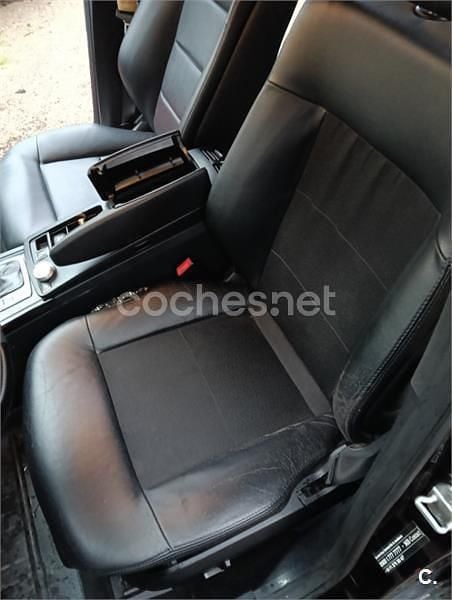 Usado Mercedes E250 Avantgarde 204 CV (150 kW) 2011 Negro Berlina