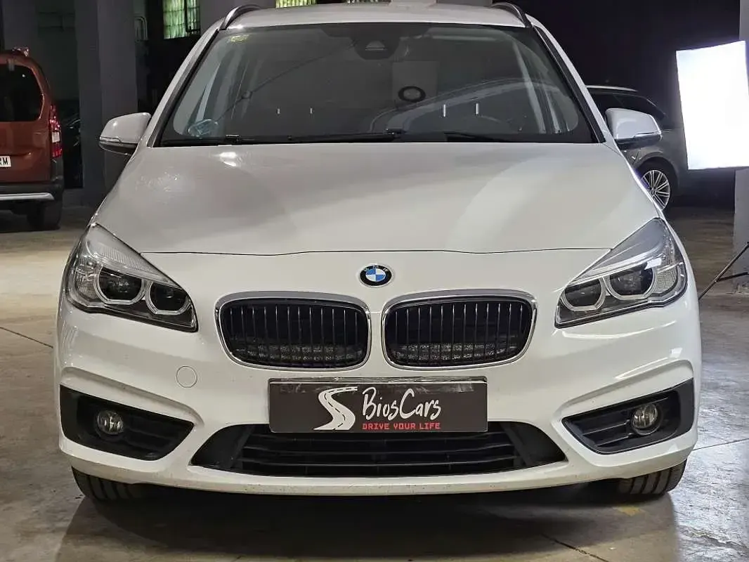 Usado BMW 218 Gran Tourer 150 CV (110 kW) 2016 Blanco Monovolumen