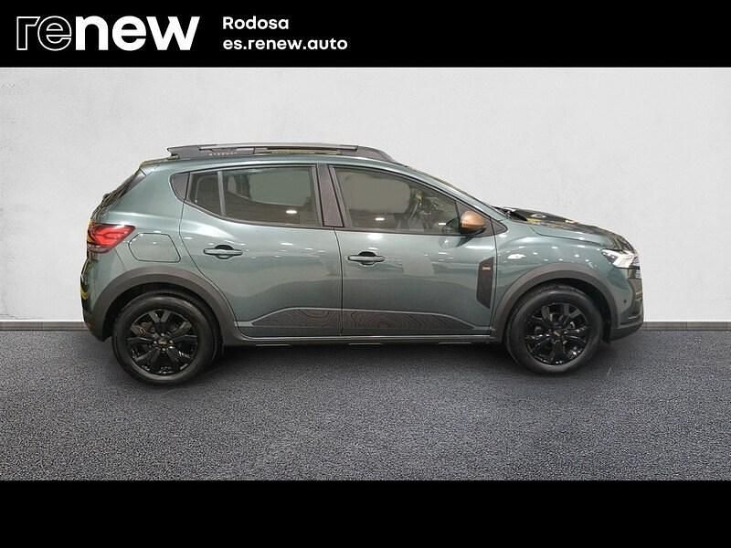 Usado Dacia Sandero Extreme 100 CV (73 kW) 2025 Verde Berlina
