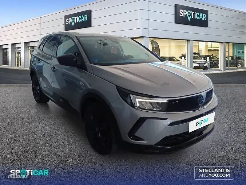 Usado Opel Grandland X 224 CV (164 kW) 2023 Gris SUV