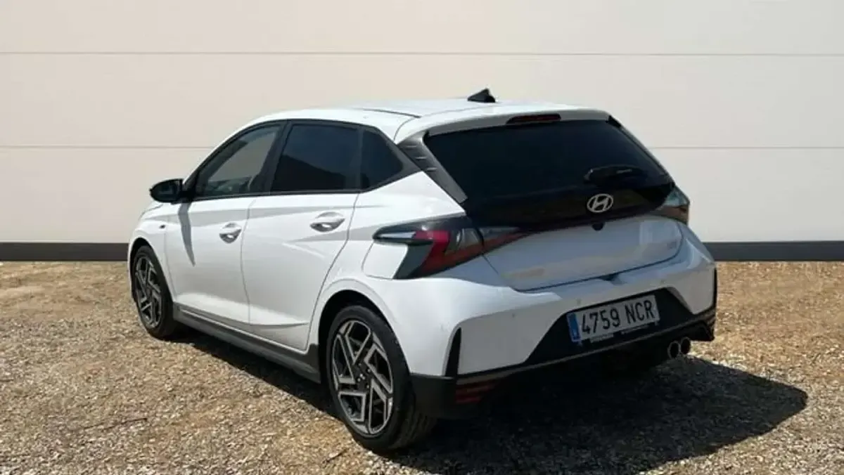 Usado Hyundai i20 N Line 80 CV (58 kW) 2025 Blanco Utilitario