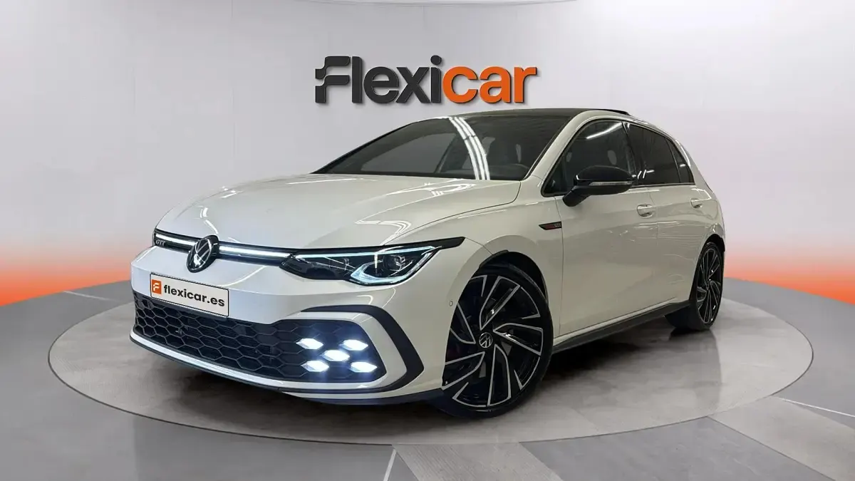 Usado VW Golf VIII GTI 245 CV (180 kW) 2023 Blanco Berlina