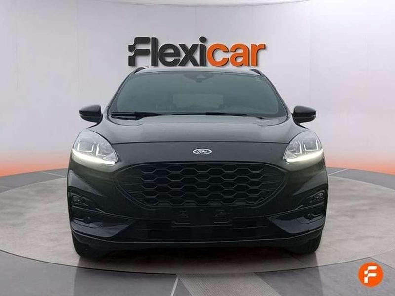 Usado Ford Kuga ST-Line 120 HP (88 kW) 2024 Preto SUV