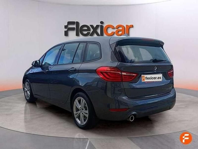 Usado BMW 216 109 HP (80 kW) 2020 Cinzento Monovolume